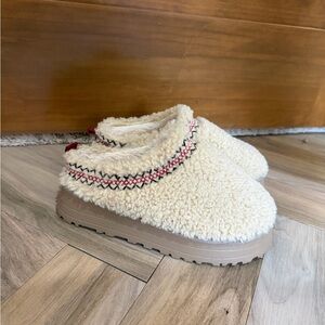 Cozy Cream Slip-On Women's Shoes